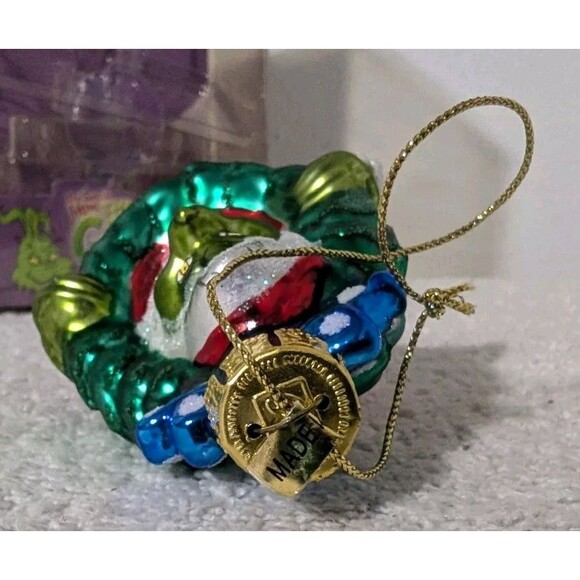 2004 Brass Key Grinch w/ Wreath Glass Ornament How Grinch Stole Christmas - Picture 3 of 7